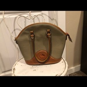 Dooney & Bourke Hand Bag